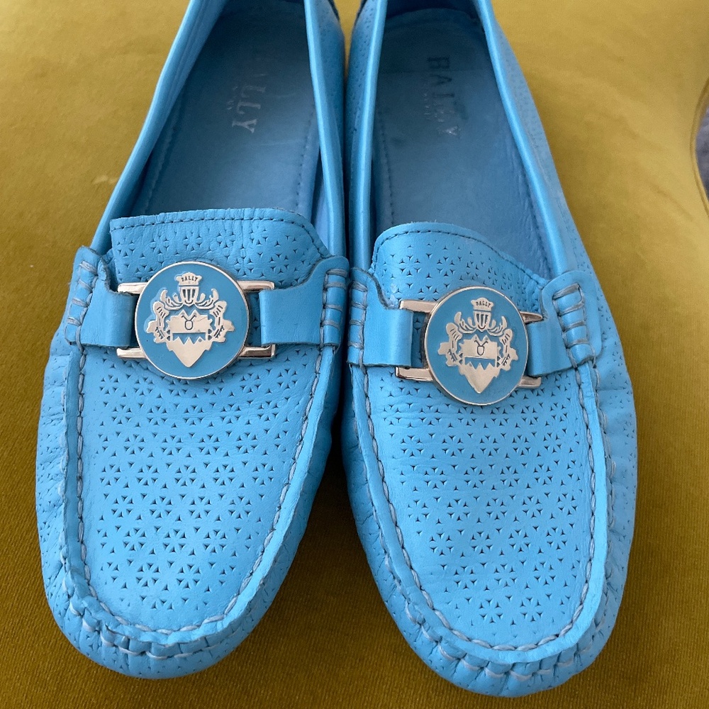 BALLY LOAFERS - SIZE 39